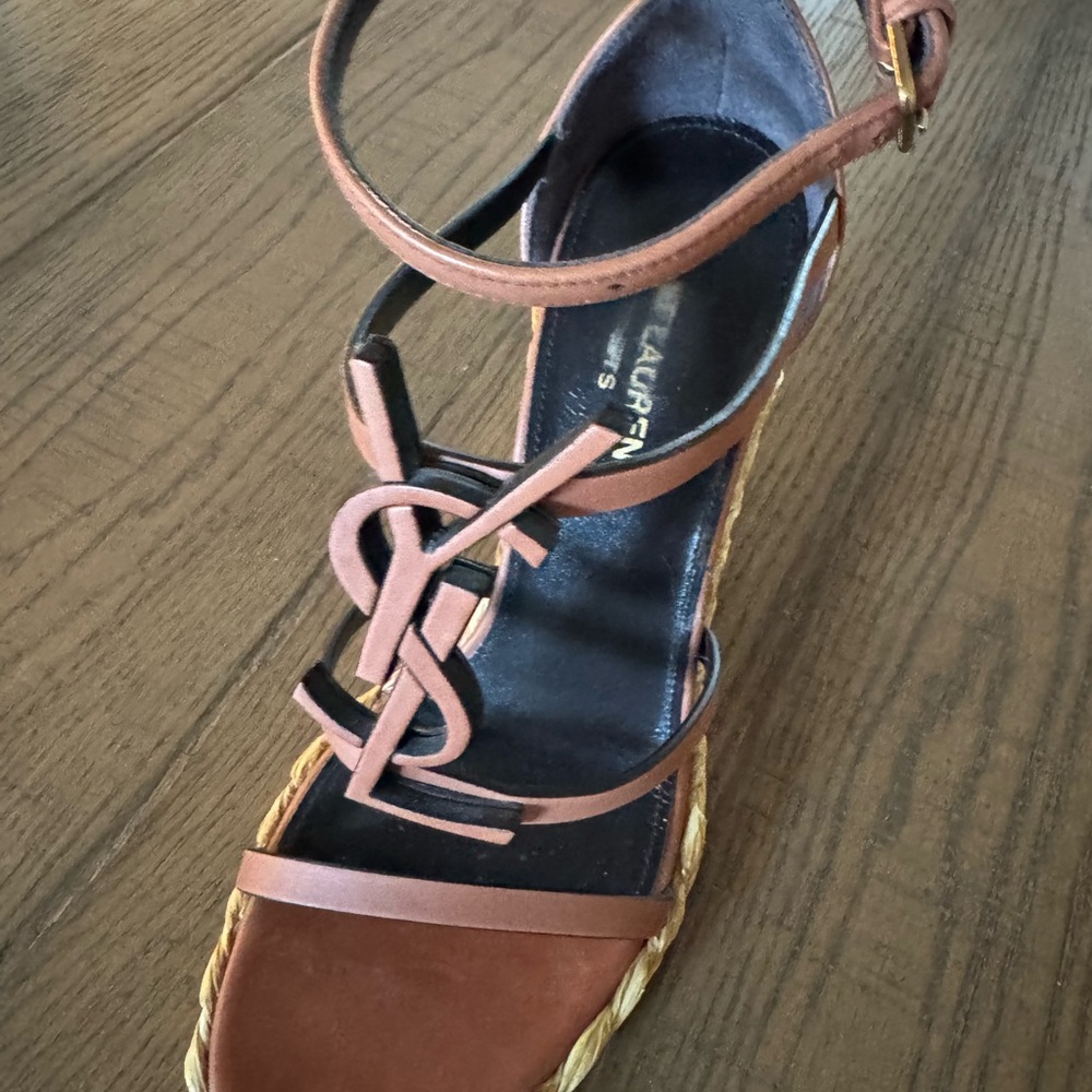 Saint Laurent Cassandra YSL Logo Raffia wedge sandal in New Papaya.  Size 36 - Picture 10 of 16